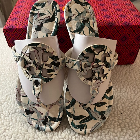 Tory Burch Sandals - Picture 3 of 12
